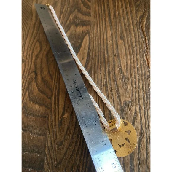 Vintage Cloisonné Pendant on Twisted Faux Pearl Necklace Pale Pink Floral - Picture 12 of 14